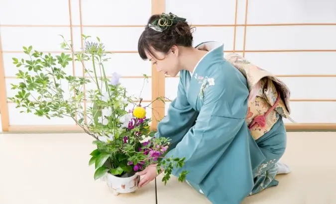 Ikebana-cam-hoa-Nhat-Ban-00